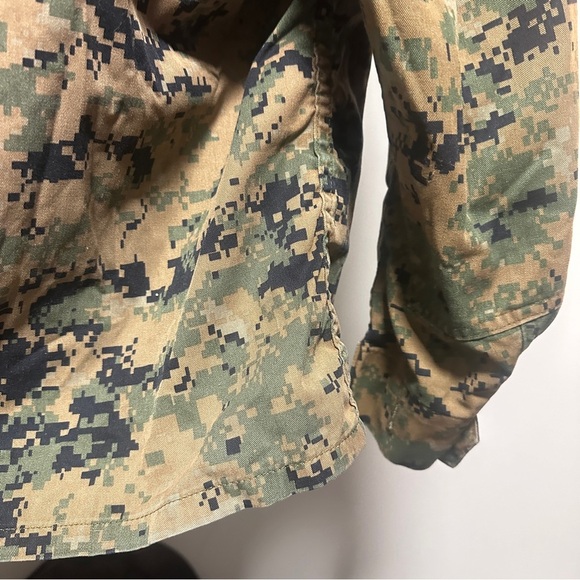 U.S. Marine Corps USMC MARPAT Digital Combat Jacket Woodland Size Medium Regular - Picture 7 of 16